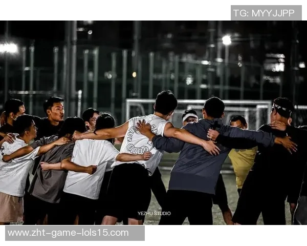 南京飞盘队战术解析：如何在赛场上实现团队协作与胜利策略